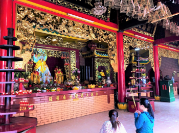 Thờ Phật Quan Âm Thị Kính tại gia